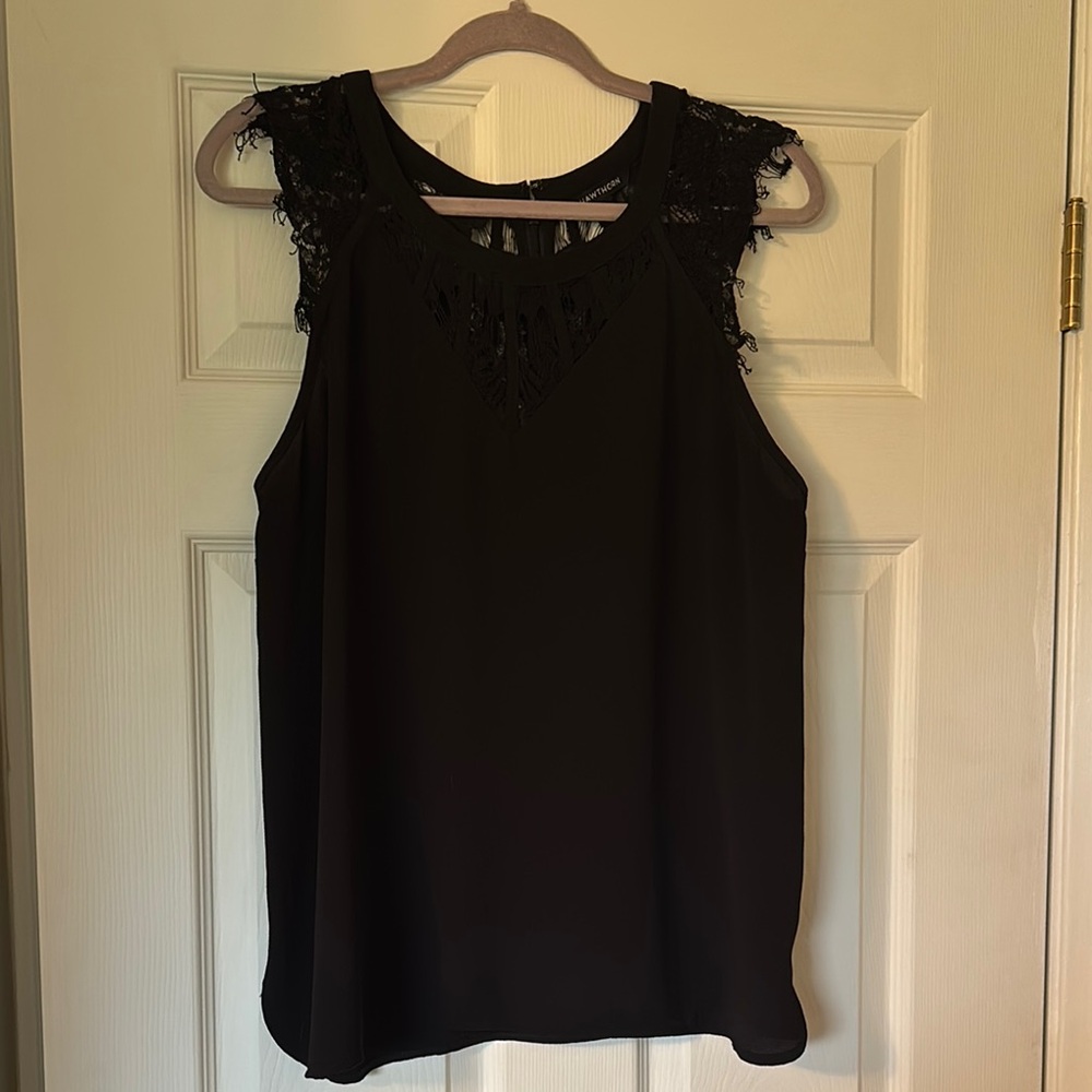 41 Hawthorn Black Ruffled Blouse